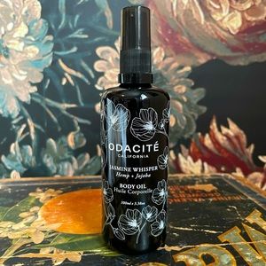 🇺🇸 Jasmine Whisper Body Oil by Odacité
